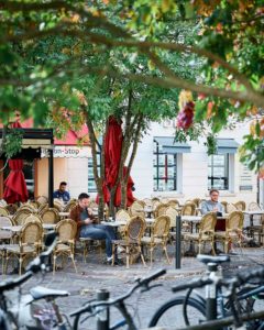 Dans la Rue à Saint Germain en Laye